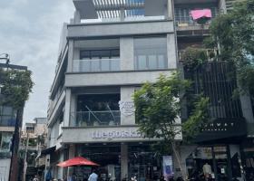 Bán nhà góc 2 MT Trần Hưng Đạo, 10*18m, P2, Q5 8051316