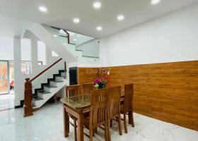 Cần tiền bán gấp nhà mới full nội thất, hẻm 350 Nguyễn Văn Lượng DT 4,2x15 giá 6,9 tỷ 8061315