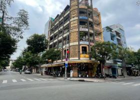Bán nhà góc 2 mặt tiền đường Nguyễn Huy Tưởng P6, Bình Thạnh. DT 12x18m giá 64 tỷ 8090852
