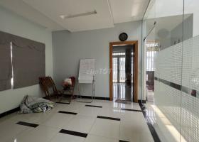 Bán nhà MT Tân Hương, Q.Tân Phú, DT 4.5x20  gồm 1 trệt 3 lầu. ST 8302357