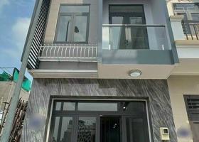 NhÀ 72m2 Hiệp thành 13 , Q12 , Sổ hồng riêng , 1 tỷ 880tr 0933944419  8302724