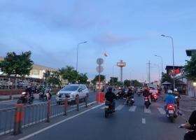 Bán CHDV Dương Quảng Hàm, 156m2, ngang 8m, 35PN, DT 145 triệu, gần Emart, 25 tỷ. 8332478
