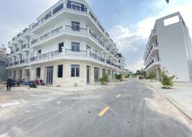 Nhà mới 100% thích hợp cho gia đình 4 - 6 người ở đường Hà Huy Giáp _ Nguyễn Oanh, trục đường sân bay. 8368546
