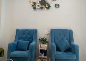 DO ĐI XUẤT CẢNH NÊN MÌNH CẦN SANG LẠI TIỆM NAIL VÀ GỘI ĐẦU 32M2 TẠI QUẬN 7, TP HỒ CHÍ MINH. 8433342