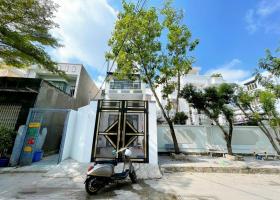 Bán nhà mới, đẹp ở liền đường Đô Đốc Long, p. Tân Quý, q. Tân Phú 4.7x21m 1 trệt 3 lầu giá 9.9tỷ tl 8478891