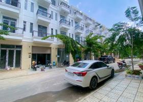 Chính chủ cần bán gấp căn nhà gần chợ đường Hà Huy Giáp q12. 8528101