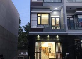 Bán gấp căn nhà Lê Lợi, P.4, Gò Vấp, DT 5x16m, 3 lầu, HXH thông, giá 8.6 tỷ 8551109