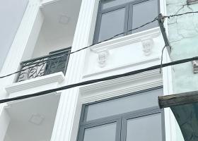 Bán nhà mới 2 lầu gần mặt tiền chợ Bùi Minh Trực Phường 5 Quận 8 8581037