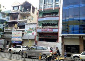 Bán nhà mặt tiền đường Lê Văn Sỹ, P. 14, Q. 3, DT: 5.8 x 15.8m, HĐT: 190 triệu/tháng 8595557