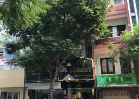 Định cư Mỹ bán gấp căn nhà HXH đường Nguyễn Trãi, P. 3, Quận 5. (5,2x21m) 3 lầu, giá chỉ 19 tỷ TL 8633368