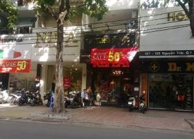 Siêu phẩm, bán căn góc 2 MT đường Nguyễn Trãi, P Bến Thành, Q1, DT: 5x20m 4 lầu giá chỉ 65 tỷ 8673689