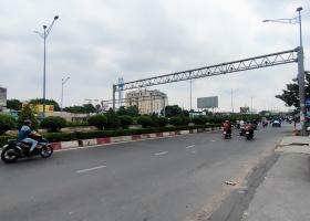 Bán nhà thị trấn Hóc Môn, giá 3 tỷ 5, diện tích 100 mét vuông 8685762