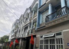 NHỈNH 3 TỶ SỞ HỮU NHÀ C4 - ĐƯỜNG 6M, KHU VIP 18 CĂN - HÀNG XÓM NHÀ CAO TẦNG - DÂN TRÍ CAO QUẬN 12. 8690630