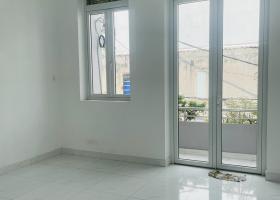 Bán Nhà Quận 12, gần HXH Đông Hưng Thuận 13, 60M2, Trệt Lầu, 2PN, Sân để xe, 3 Tỷ 550. 8710627