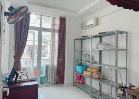 Giảm 1tỷ2,nhà Ba Tháng Hai, HXH 5m, cách mặt tiền 3 căn, 3tầng, dt 45m2, 10tỷ5. 8724422
