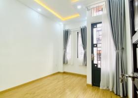 Nhà Thành Thái, Dtsd 65m2, nhà mới vào ở ngay, sổ vuông A4, chỉ 6 tỷ 8. liên hệ 0931054938 8724959