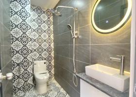 Bán nhà đẹp 2 lầu hẻm xe hơi gần MT đường Hưng Phú Phường 8 Quận 8 8736884