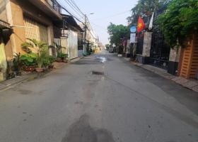 Bán gấp nhà 4 tầng đường 10m Nguyễn Duy Trinh, Phú Hữu, Quận 9, DT 83m2 nhỉnh 6tỷ. 8752516