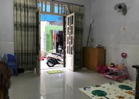 Chủ ngộp, cần bán gấp nhà 1 trệt 2 lầu đường Nguyễn Hồng Đào DT 4.2x10 chỉ 4,7tỷ TL 8855362