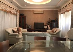 Bán khách sạn Nguyễn Trãi, 20 phòng, đang cho thuê 100tr/th, giá 32,8 tỷ 8864668