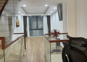 Chủ ngộp, bán nhà diện tích siêu khủng 4.4x30m, đường Lê Văn Huân gần Etown Cộng Hòa, giá 8.5 tỷ TL 8890343