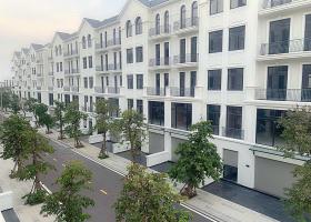 Bán nhà 5 tầng 630m2 sàn, Ngay công viên, Vincom Mega Mail, P. Long Bình Q9, giá 31 tỷ 8906565