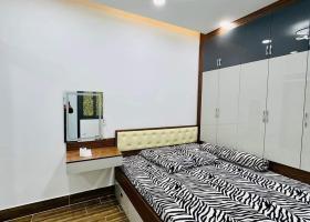 Siêu phẩm sát MT Rạch Bùng Binh, Q3, ngang 4.3*14m nở hậu 6m, 3 tầng, hẻm thông, 11.9 tỷ 8912950