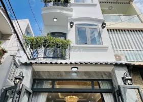 Cần bán villa 3 lầu có công viên trước nhà số 42 Nguyễn Minh Hoàng - K300 Quận Tân Bình 8916947