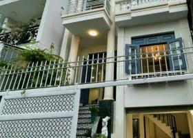 Hẻm xe hơi 163/ Thành Thái P. 14 Q. 10 trệt 4 lầu ST (mới ở liền) 6m x 18m cn: 94m2 giá 21 tỷ TL 8933342