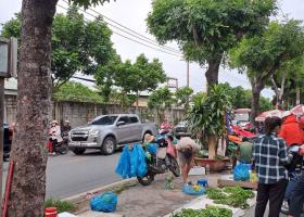 Nhà mặt tiền chợ Linh Trung.DT đất 77m2, (9.3 tỷ TL) Hướng Bắc,Tiện Kinh Doanh 8942314