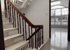 Bán nhà Nguyễn Đình Chiểu Q3 , 5 lầu,62 m2 
chỉ 13,5 tỷ 8953760