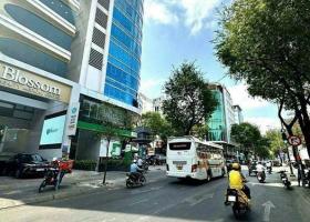 Thời cơ không bằng thời điểm 