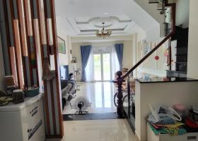 Bán nhà thông số chuẩn Lê Quang Định - Nhà mới nhất khu vực - Xe 7 chỗ đỗ tại nhà - Thiện chí bán. 8989745