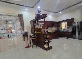 Chính Chủ Bán Villa Ngay Đảo Kim Cương - Q2 DT 405m 3 tầng giá 70 tỷ Lh 0931797197 9002306